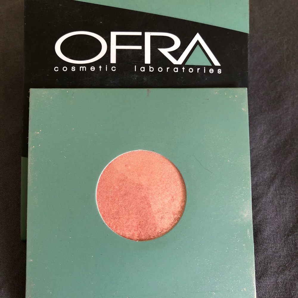 Ofra eyeshadow
